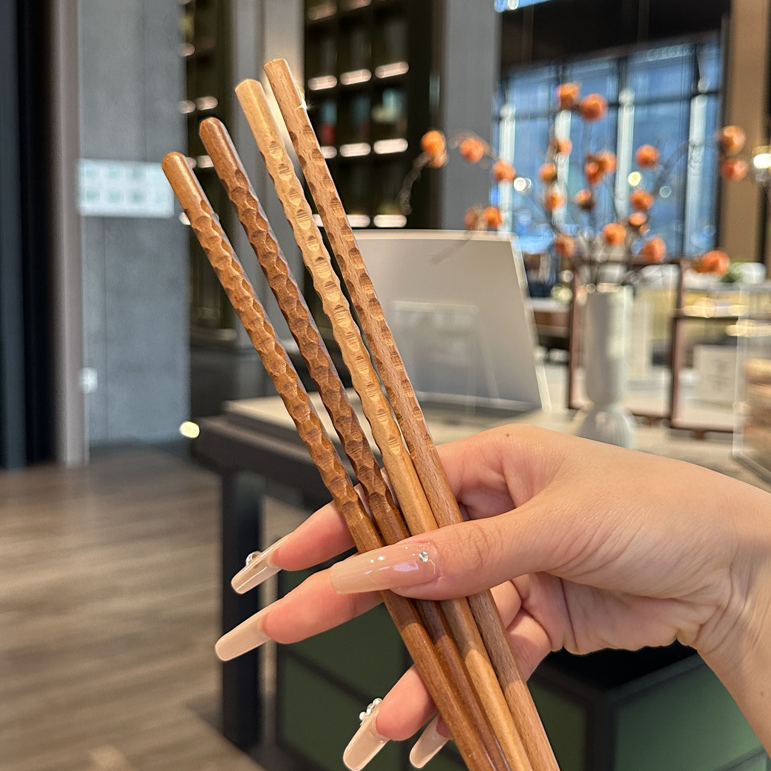 超加长的日式榉木筷子！原木加长火锅筷油炸筷子防滑捞面筷子油筷