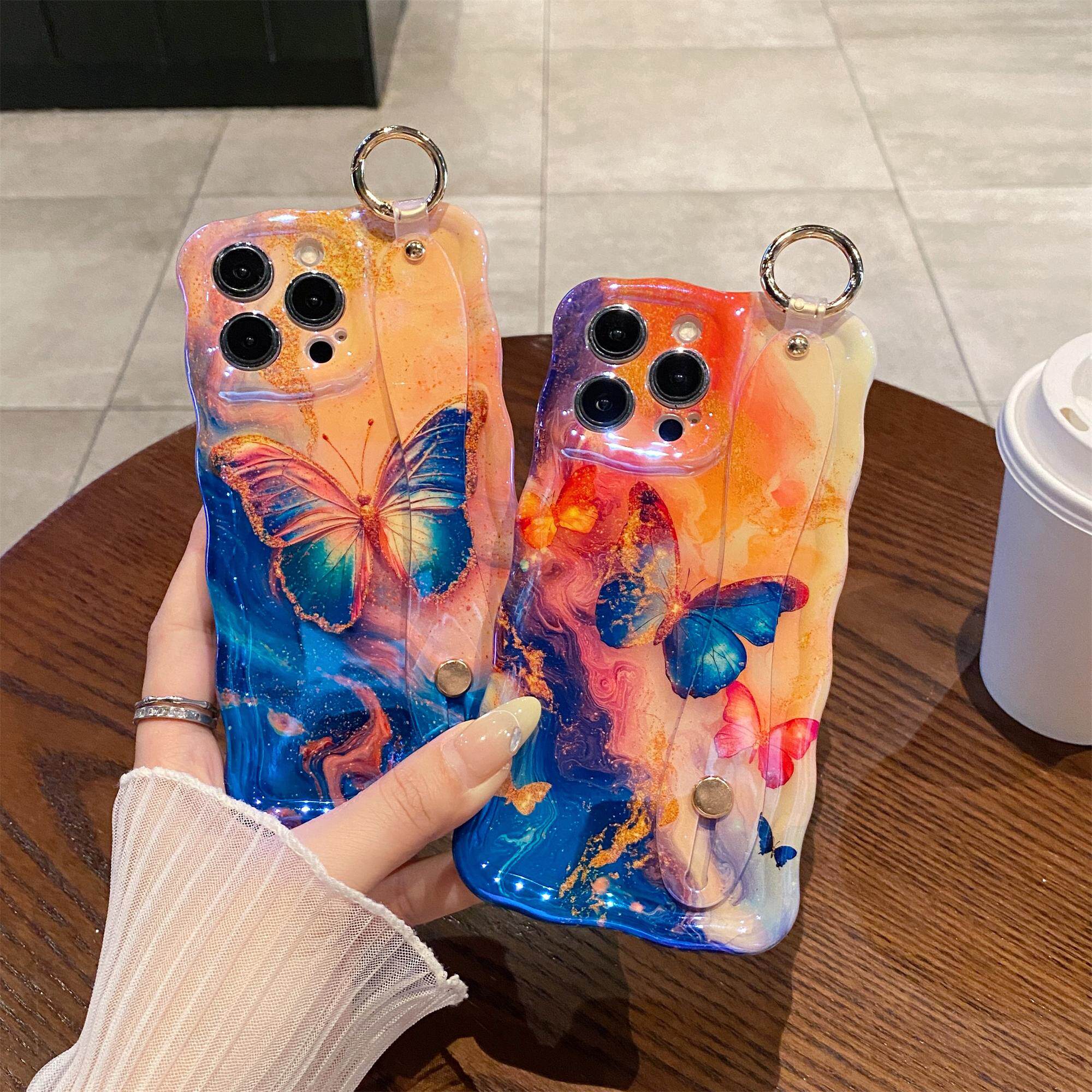 高级感腕带适用苹果17promax高颜值蝴蝶手机壳iPhone16promax防滑波浪边手机壳15promax女生14软壳13防摔12