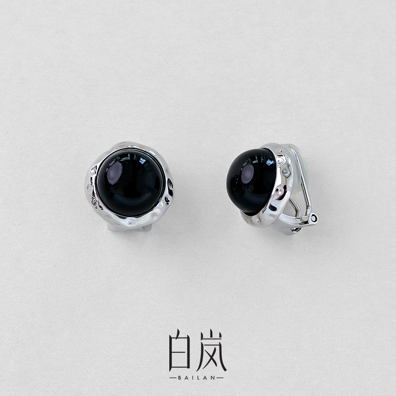 白岚耳夹时尚黑玛瑙S925