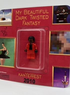 现货Kanye West周边手工挂卡玩具 MBDTF 专辑人仔积木
