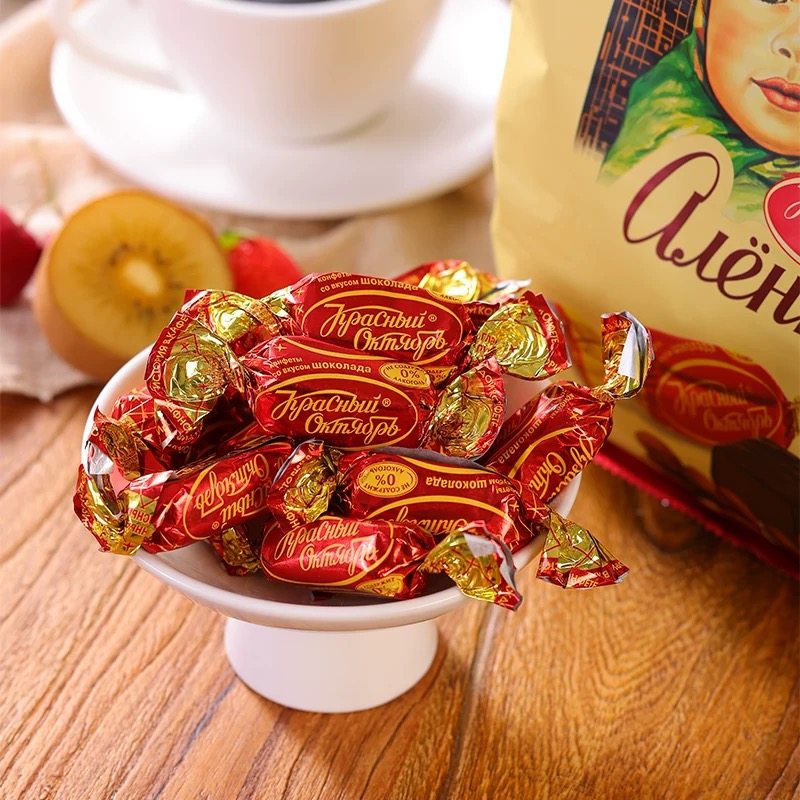 俄罗斯进口大头娃娃巧克力糖果爱莲巧喜糖独立装500g休闲零食年货