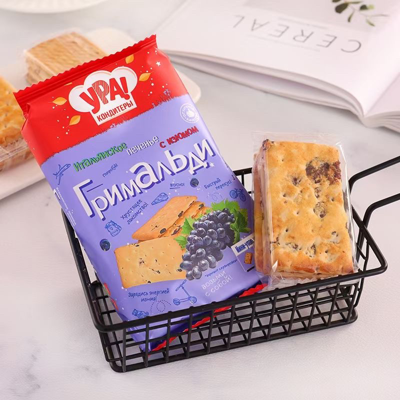 俄罗斯原装进口乌拉苏打夹心饼干苹果葡萄肉桂夹心早餐休闲零食品