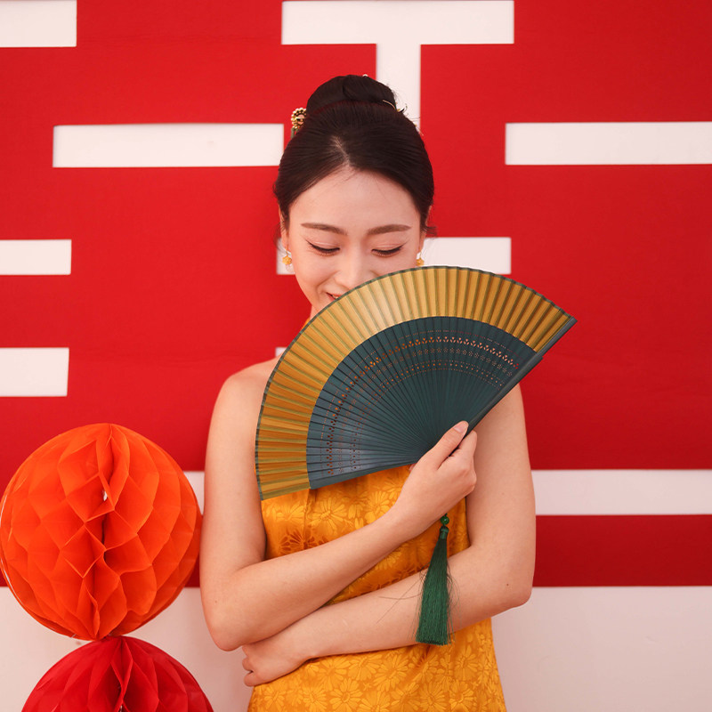 结婚接亲拍照道具小扇子晨袍旗袍拍摄神器跟拍摆拍中国风古风新娘
