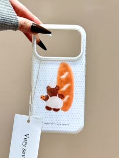 简约风可爱波点油画面包师小熊适用苹果17promax手机壳15iphone16 · 苹果14promax 白底波点面包师小熊