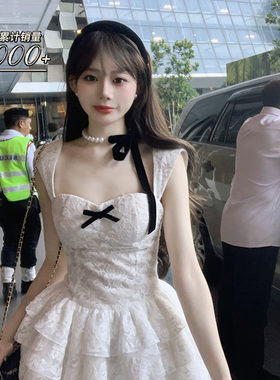 法式少女感蕾丝蓬蓬裙