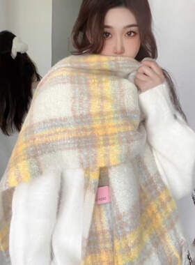 黄色格子围巾女冬季2025新款潮保暖秋冬加厚加密大披肩柔软围脖潮