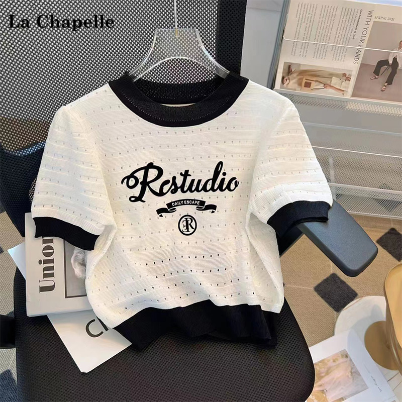 拉夏贝尔/La Chapelle夏季新款小香风圆领泡泡袖字母短袖针织短衫