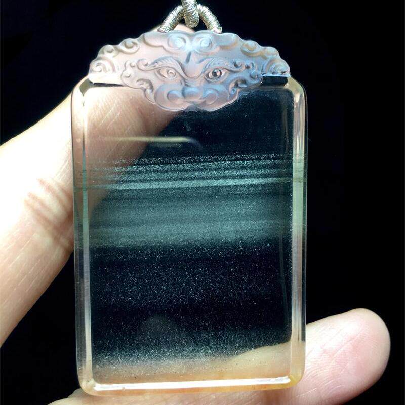 天然水晶巴西绿幽灵红兔毛双色平安无事牌项链吊坠32.9克千层山