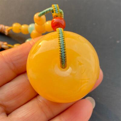 天然俄料原矿鸡油黄蜜蜡平安扣项链吊坠24.05克无优化无烤色