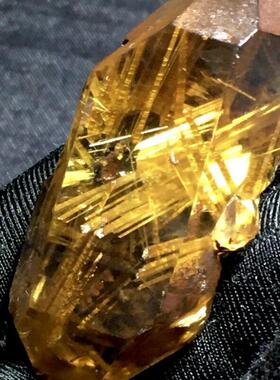 天然水晶金发晶巴西板钛晶猫眼原石26.16克原矿顺发邮