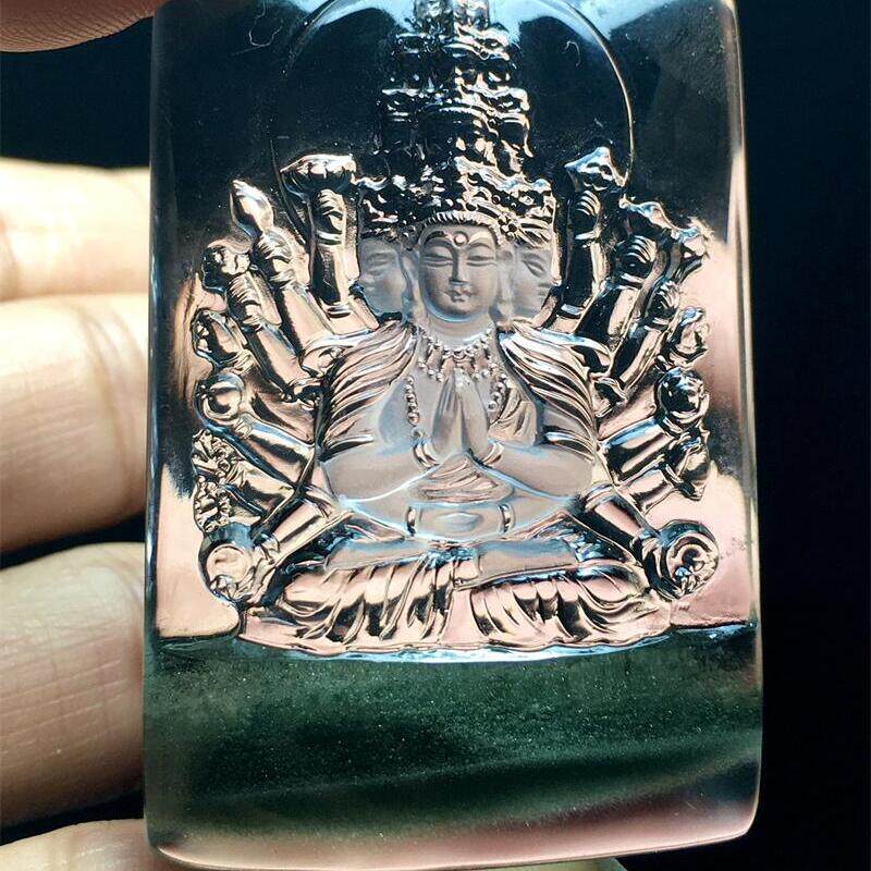 天然水晶巴西绿幽灵千手千眼观音项链吊坠62.9克千层山翠绿透体