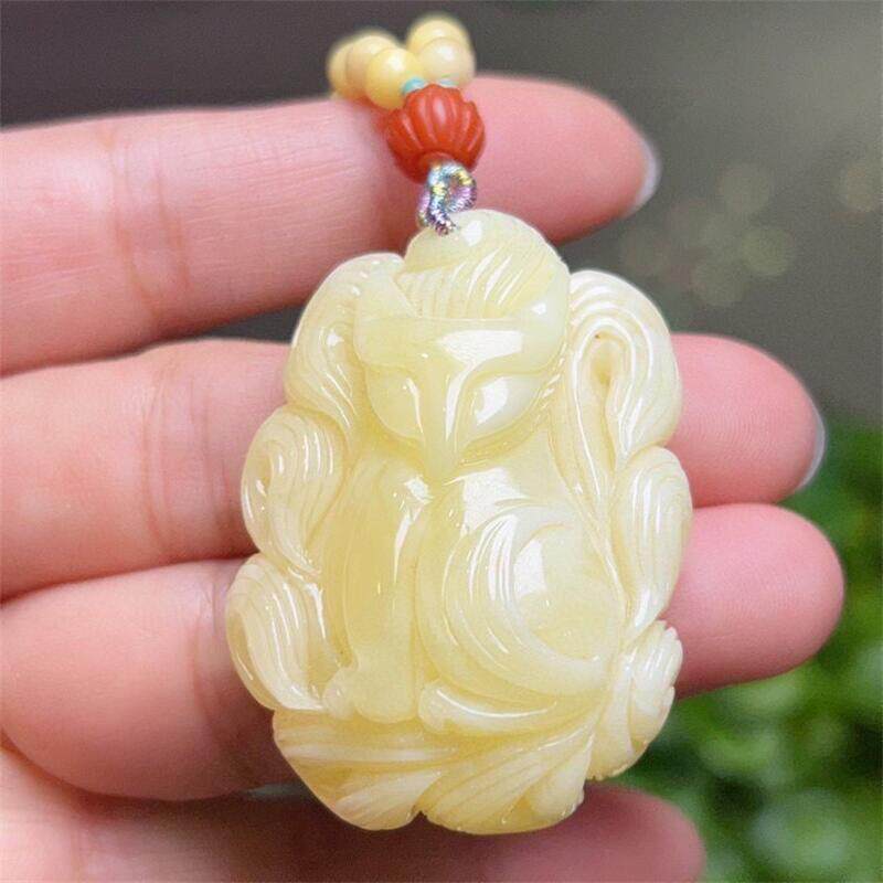 天然白花蜜蜡九尾狐女款项链吊坠14.7克妖白无优化无烤色琥珀贺