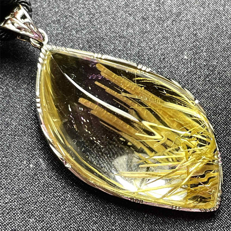 天然水晶巴西猫眼顺发晶马眼水滴型925银镶嵌吊坠项链34克板钛速