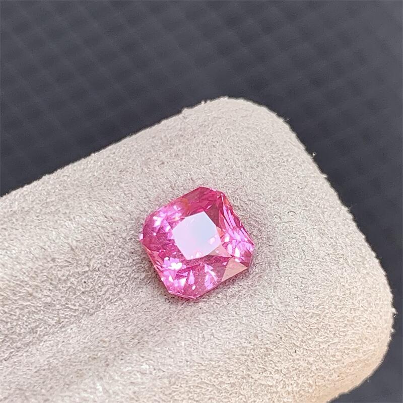 天然尖晶石镶嵌裸石满火彩耳钉耳坠项链18k金1.55ct吉尔德证书悠