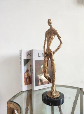 美式轻奢抽象人物雕塑铸铁工艺品办公桌书房售楼处样板房艺术摆件