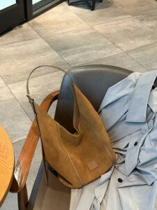 梦莲娜55518新款女包磨砂牛皮真皮单肩斜挎腋下包时尚慵懒包包