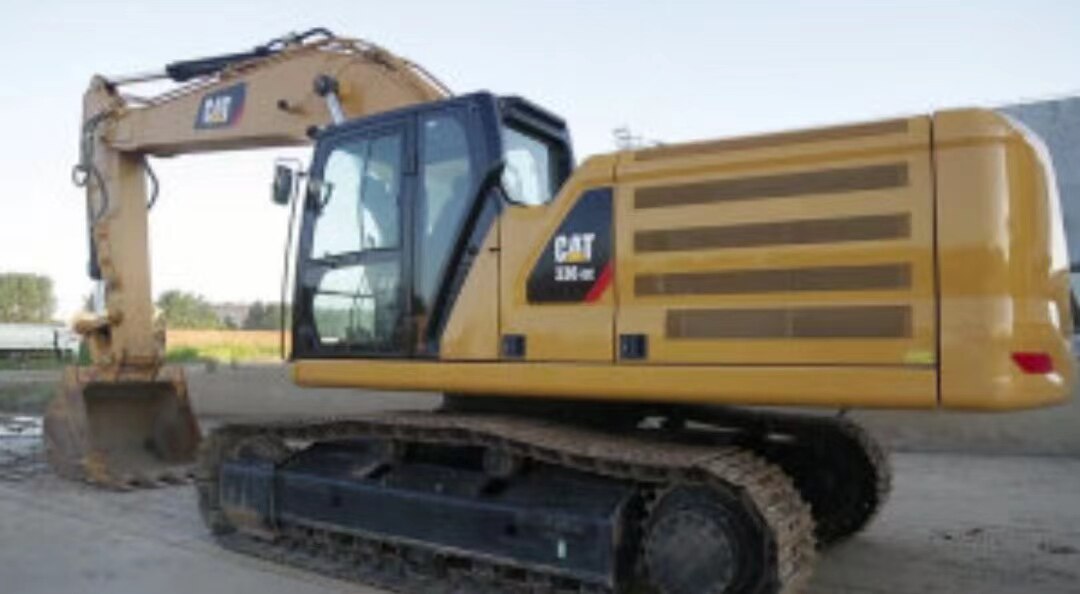 新款卡特挖掘机336gc 349gc 374 352 333 350左右 前后 上下玻璃