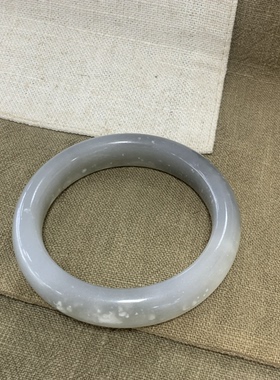 如意玉都-和田玉烟紫飘雪花手镯圈口53.5mm