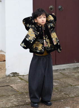 2025男女童冬款新中式国风丝绒刺绣马甲新年“祥云福象”WI67S066