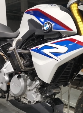 宝马BMWG310R/GS 防摔护杠不锈钢车身保护杠金卡纳专业护杠桩三疯