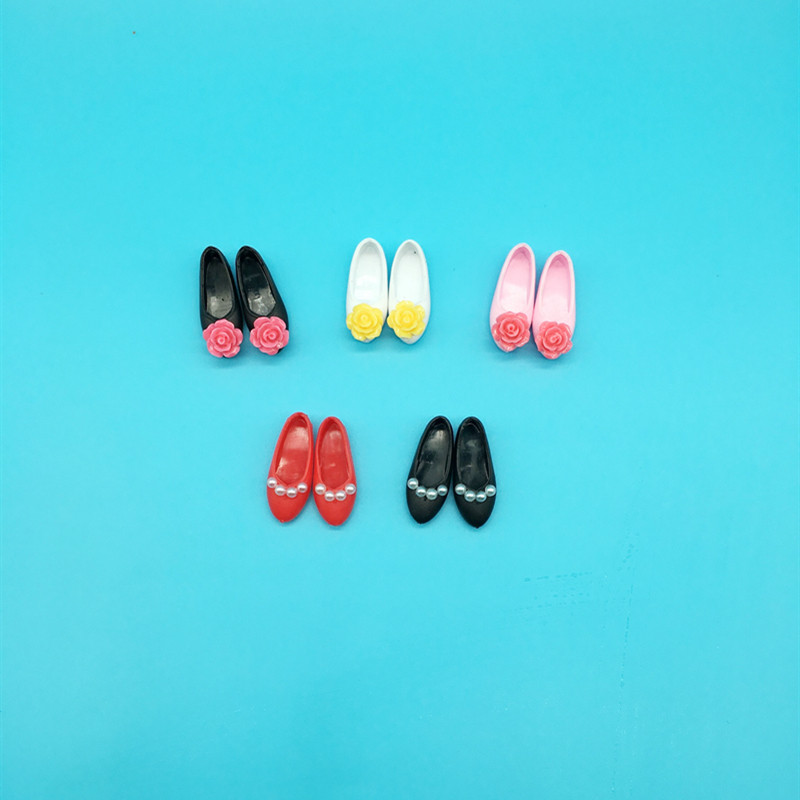 blythe小布娃娃 鞋子 pp azone licca 心怡 芭可比儿平脚娃娃鞋子在类目 玩具/童车/益智/积木/模型, 娃娃/配件中 - 来自Buy2taobao.com提供专业的淘宝代购服务