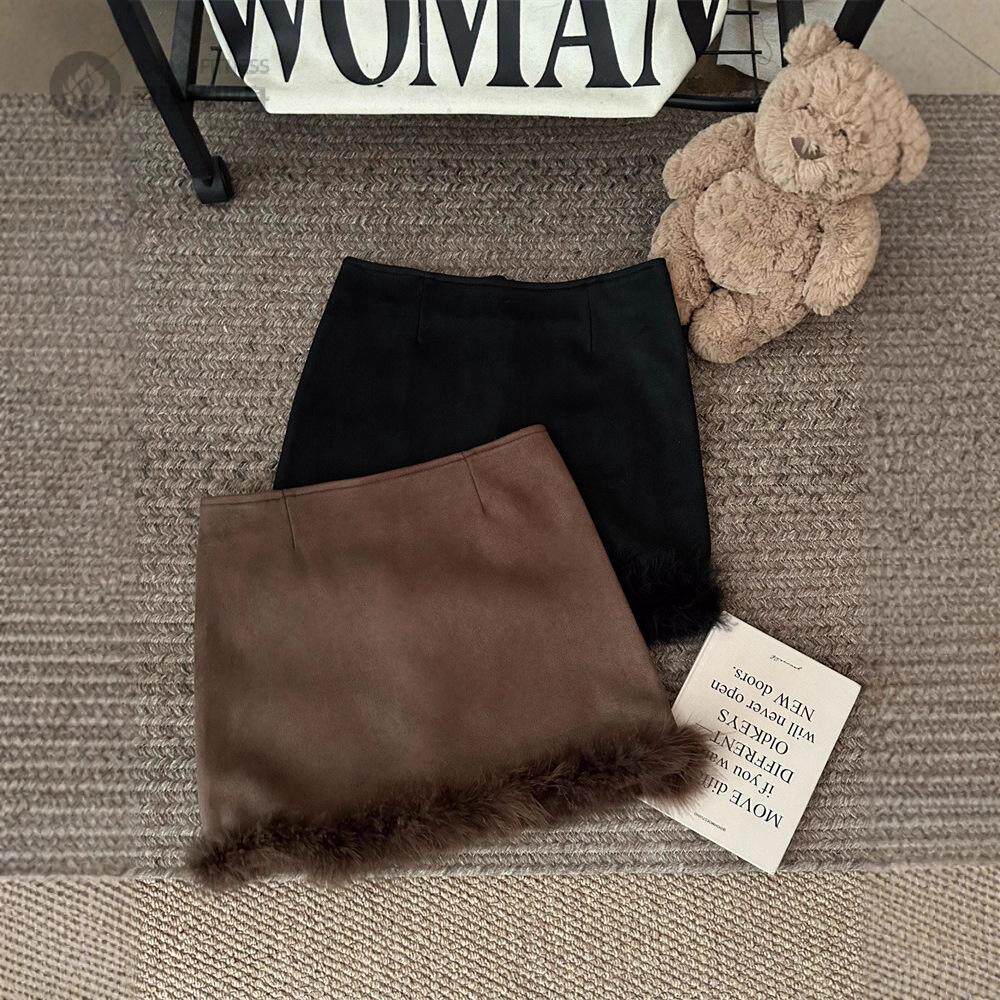 美拉德咖色半身裙女秋冬包臀裙高腰a字裙设计感毛毛拼接短裙裤子