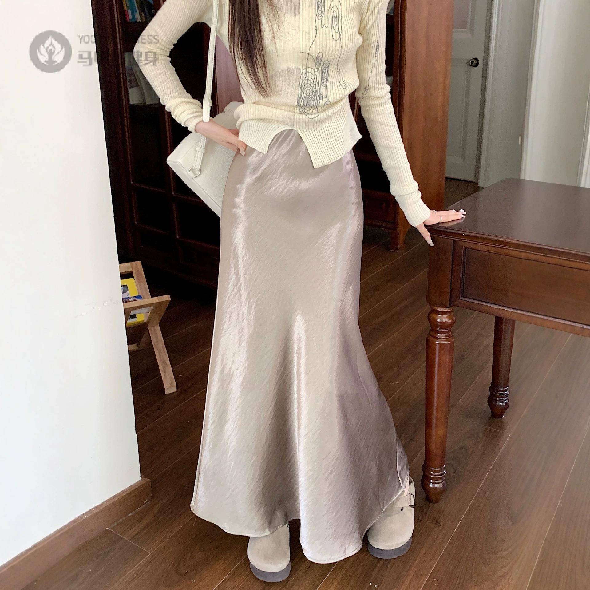 气质压褶流光缎面鱼尾半身裙女