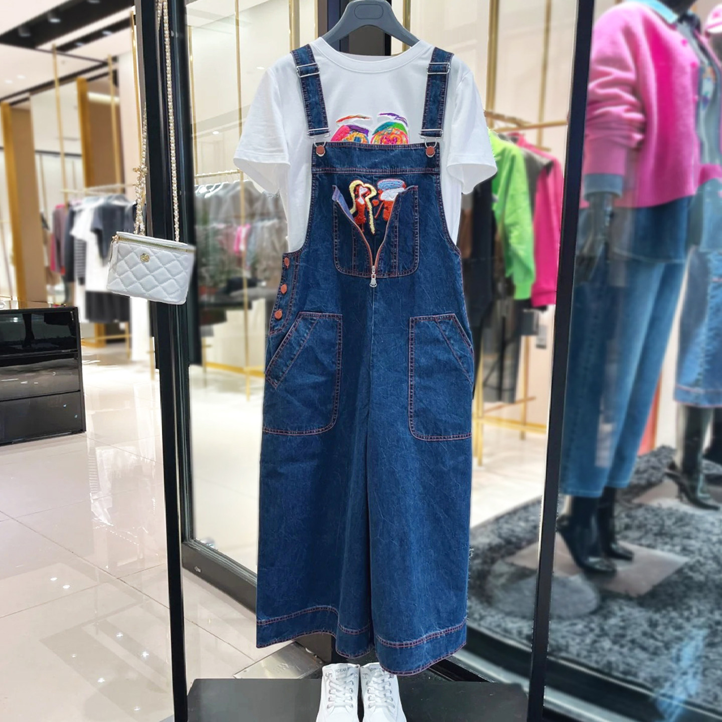 夏季趣味刺绣阔腿牛仔背带裤女