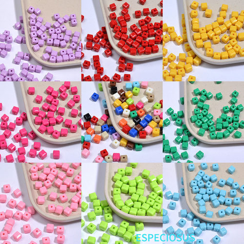 亚克力夜光彩色方形散珠子串手链