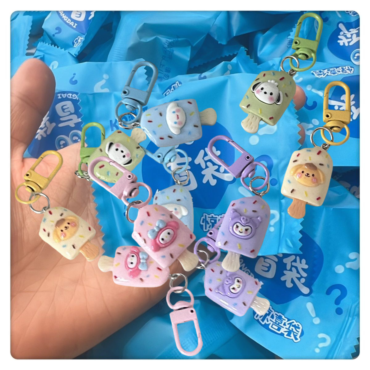 批发卡通雪糕钥匙扣可爱趣味仿真食玩挂件情侣闺蜜背包配饰礼物,玩具/童车/益智/积木/模型,惯性/回力/滑行玩具,淘宝优惠券,粉丝福利购,淘宝优惠卷