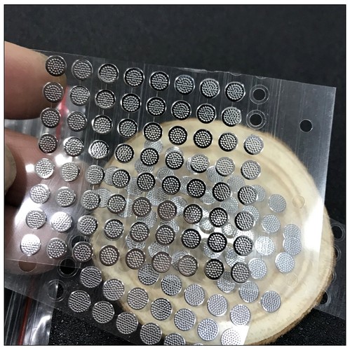 高档304不锈钢入耳式耳机专用滤网 带胶防尘网