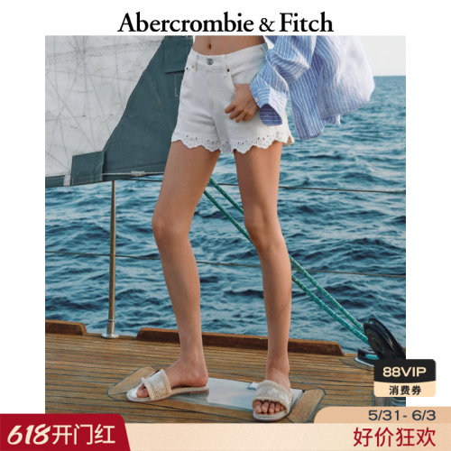 AF镂空设计花边牛仔短裤