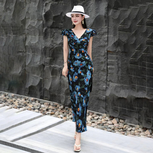 气质优雅法式小飞袖碎花连衣裙2025夏季新款显高显瘦绝美中长裙