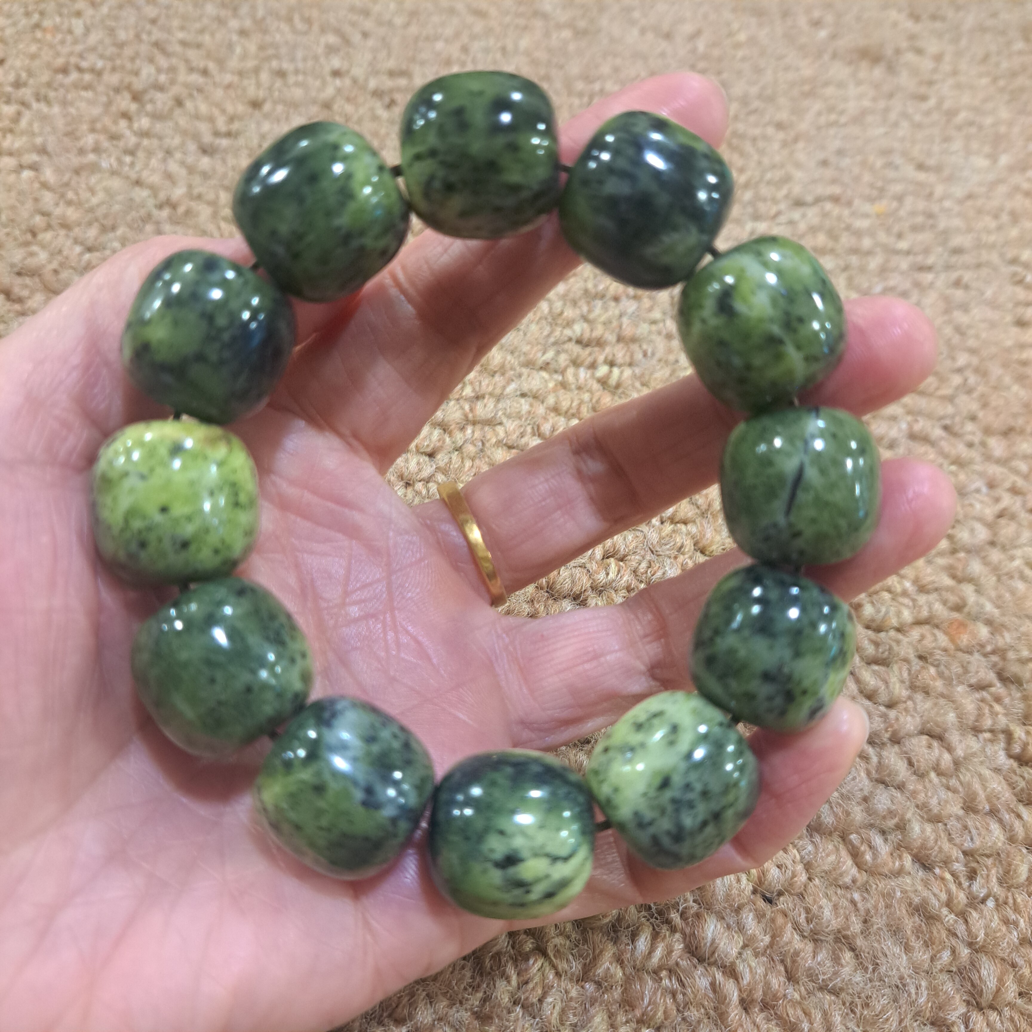 西藏藏玉药王石卡18老型珠手串黄翠冰透玉化好强磁手串725