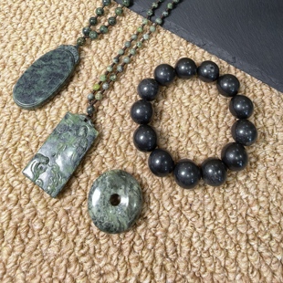 尾货4件套更有性价比工厂年底变现墨陨手串臧玉仿古牌平安扣5131