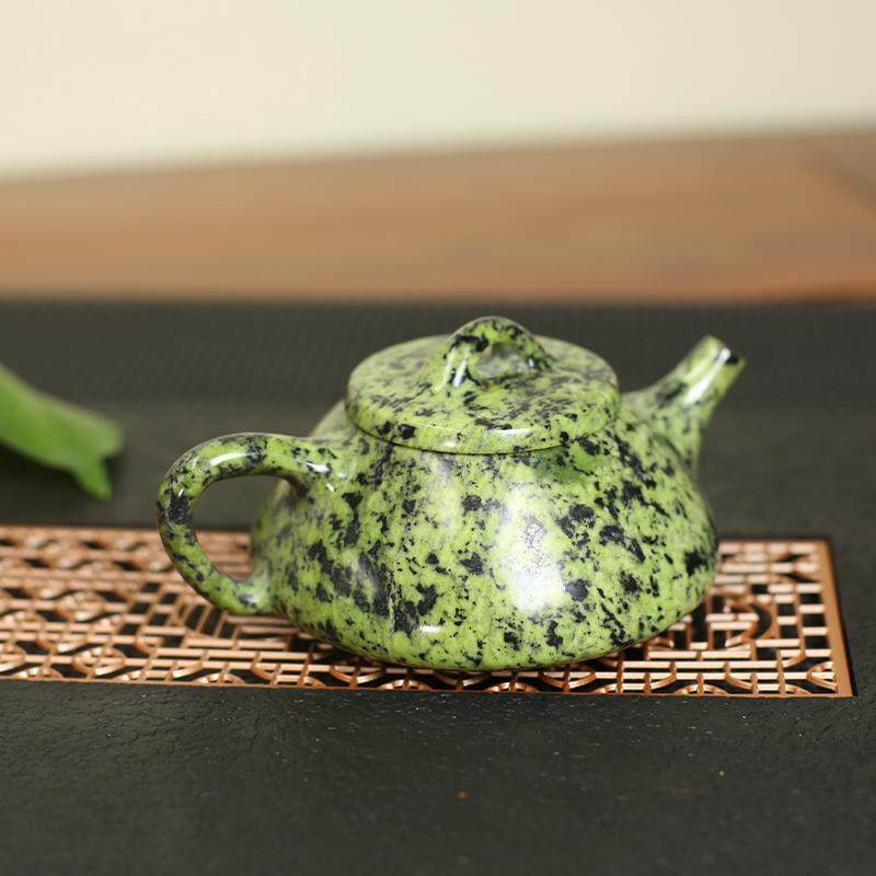 西藏药王石真品绿色九眼项链吊坠