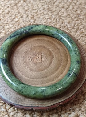 西藏药王石手镯黄绿有纹路有磁圆条形贵妃镯圈口60mm宽10mm1995
