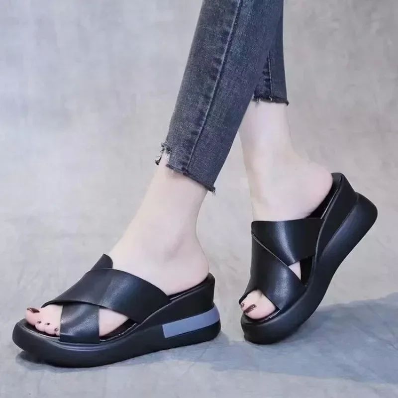 Fashion Summer Women's Sandals Luxury Wedges Slippers Black