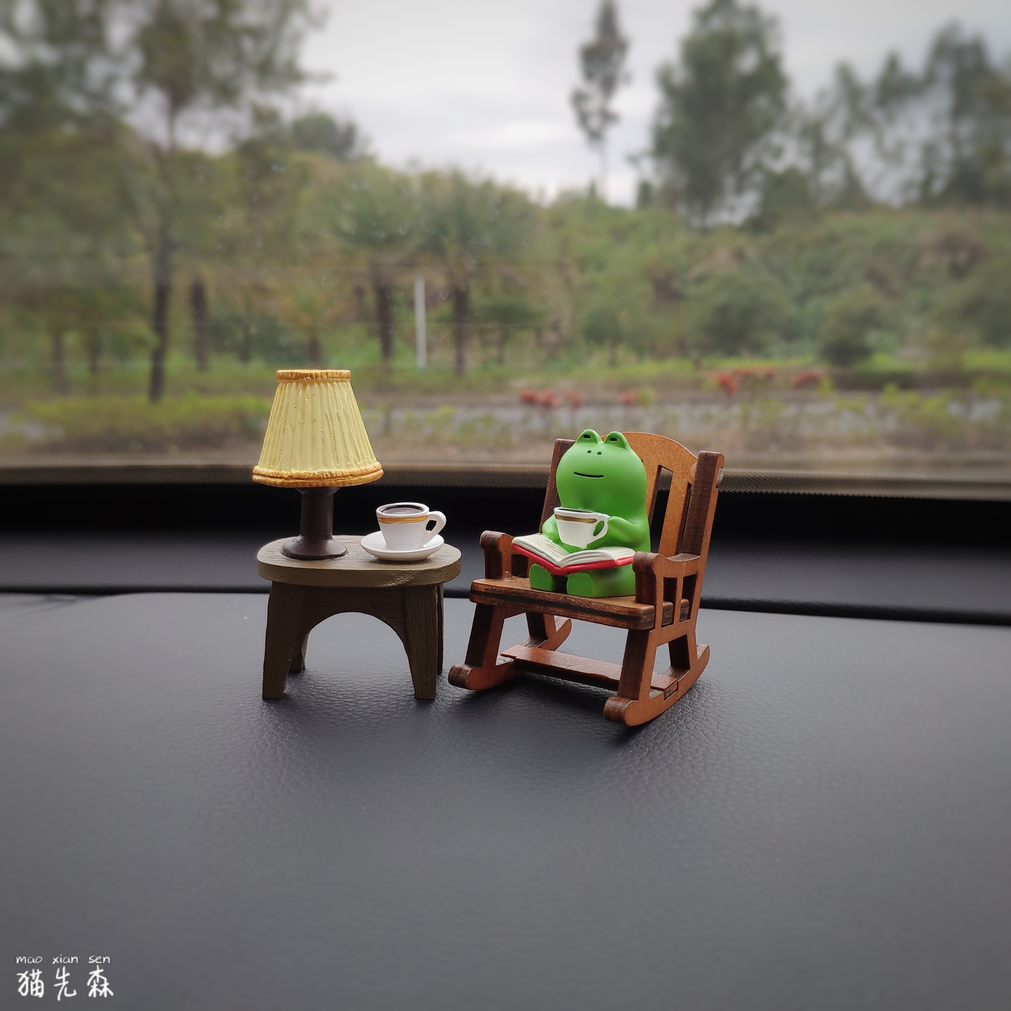 温馨日系治愈系个性摆件车内装饰