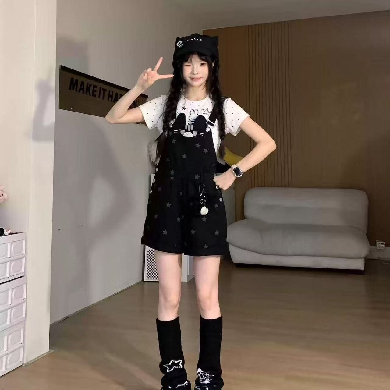 小猫双星时尚牛仔背带短裤女2026夏季新款甜系可爱印花宽松休闲裤