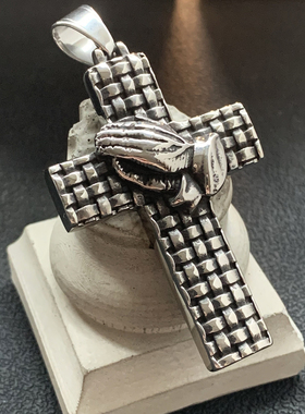 祈祷の手-不掉色可沾水中古项坠