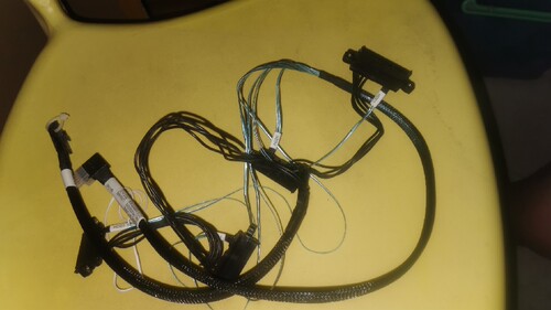 联想sr 530 硬盘线 sc17a02210