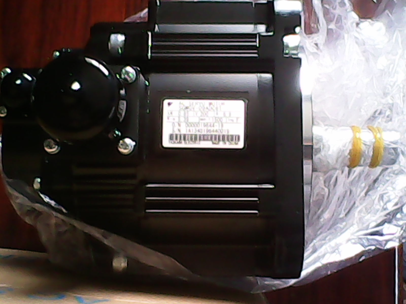 SGMGV-1EADC61原装安川伺服电机全新质保一年现货包邮欢迎询价