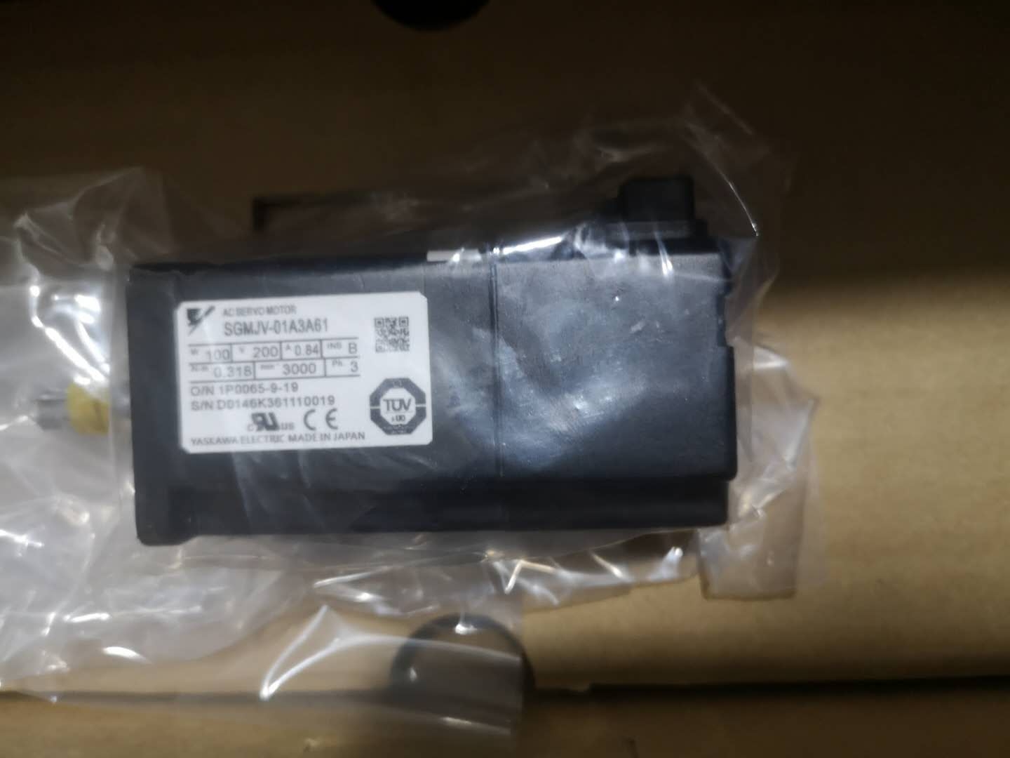 SGMMJ-A3BABA1原装安川伺服电机全新质保一年现货包邮欢迎询价