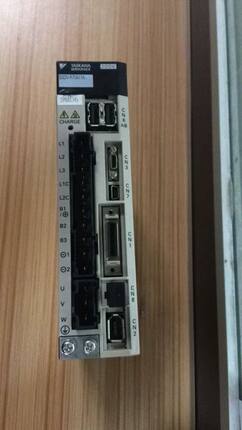 SGDV-R70A11A原装安川伺服驱动器全新质保一年现货包邮欢迎询价