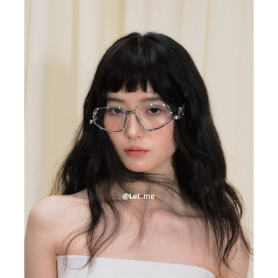 金属镶钻眼镜女2025新款装饰凹造型方圆脸骑行平光镜防风护目镜夏