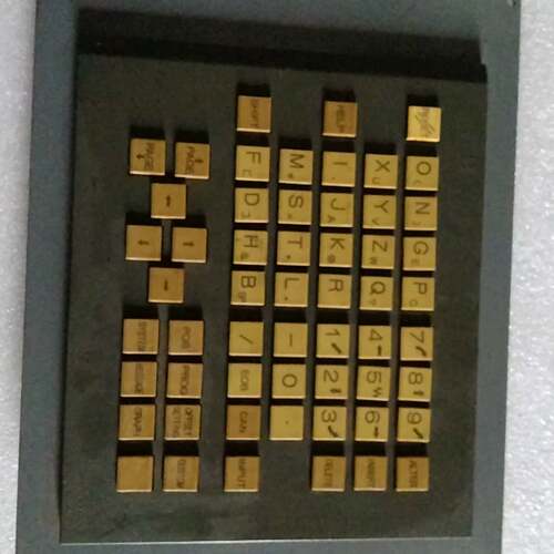 维修A02B-0281C126MBR，发那科按键板成色如图原议价