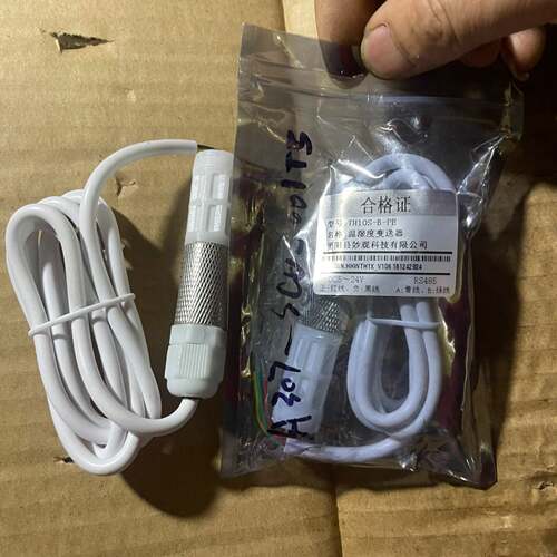 可维修TH10S-B-PE 温湿度变送器，新的，包好，成色如图，有议价