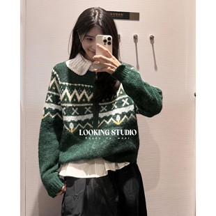 UR&DC2024冬季绿色复古风慵懒费尔岛提花拉链针织开衫女毛衣外套