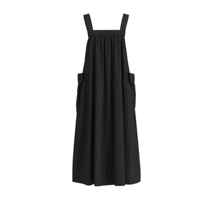 UR&DC2024夏季新款工装背带裙时尚黑色大口袋方领宽松吊带连衣裙